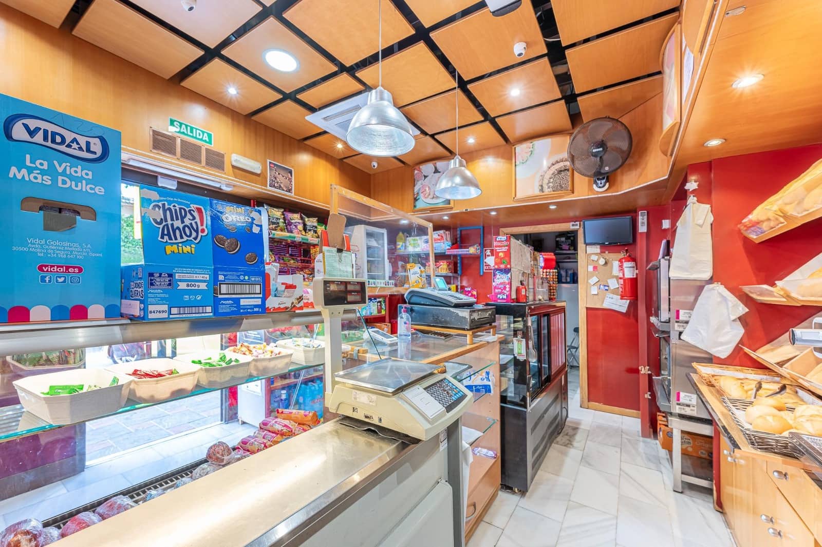 3 soverom Kommersiell til salgs i Fuengirola - € 170 000 (Ref: 8986101)