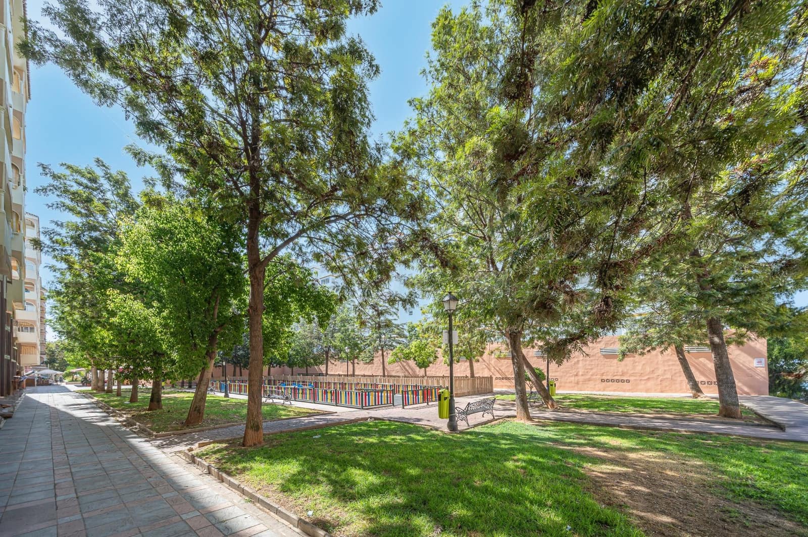 3 soverom Kommersiell til salgs i Fuengirola - € 170 000 (Ref: 8986101)