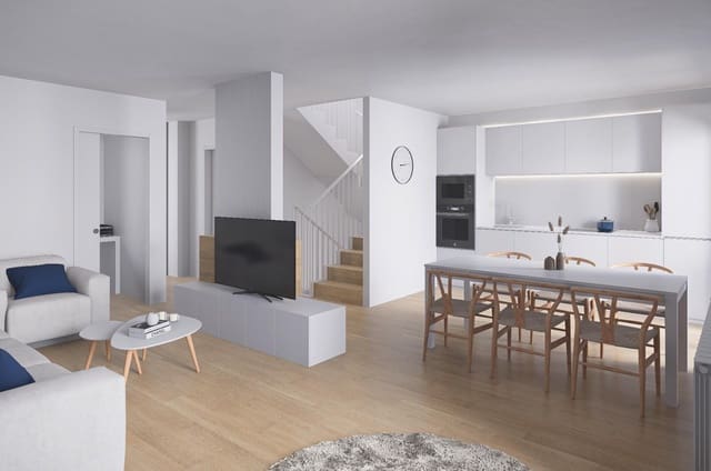 Chalet de 4 habitaciones en Blanes en venta - 398.000 € (Ref: 9003120)