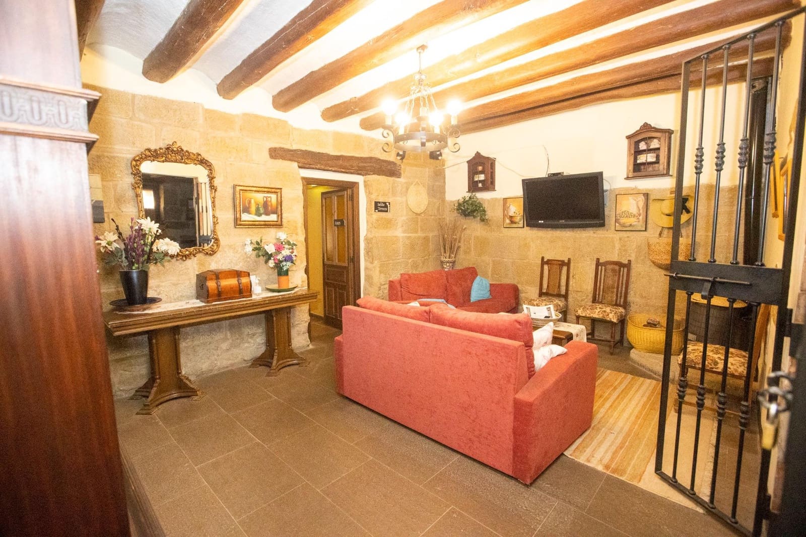 12 soveværelse Guesthouse/B & B til salg i Sietamo - € 480.000 (Ref: 9106600)