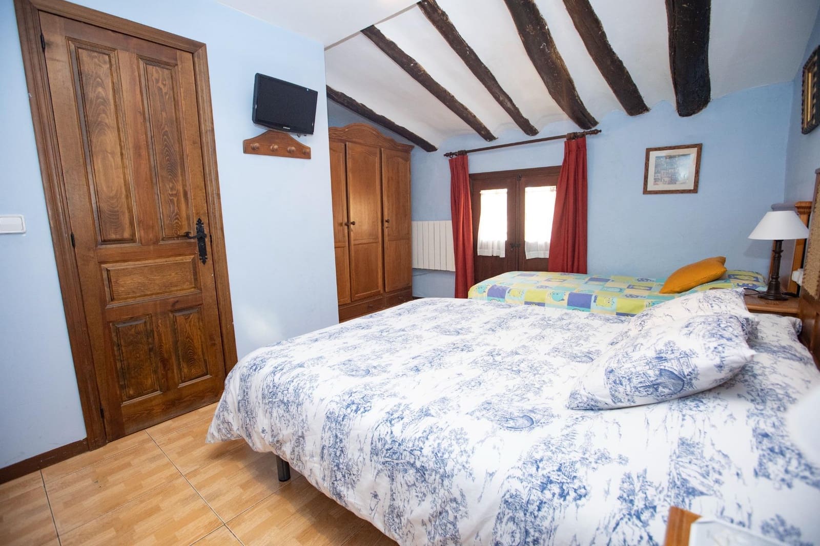 12 soveværelse Guesthouse/B & B til salg i Sietamo - € 480.000 (Ref: 9106600)