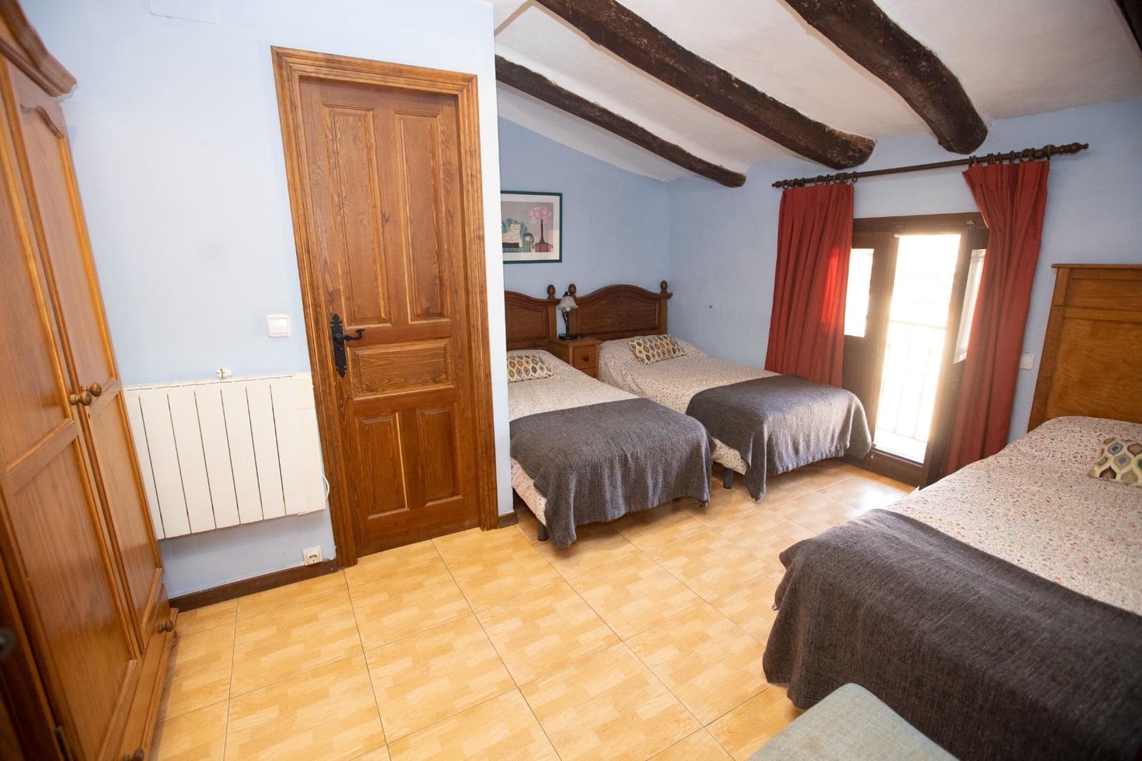 12 soveværelse Guesthouse/B & B til salg i Sietamo - € 480.000 (Ref: 9106600)