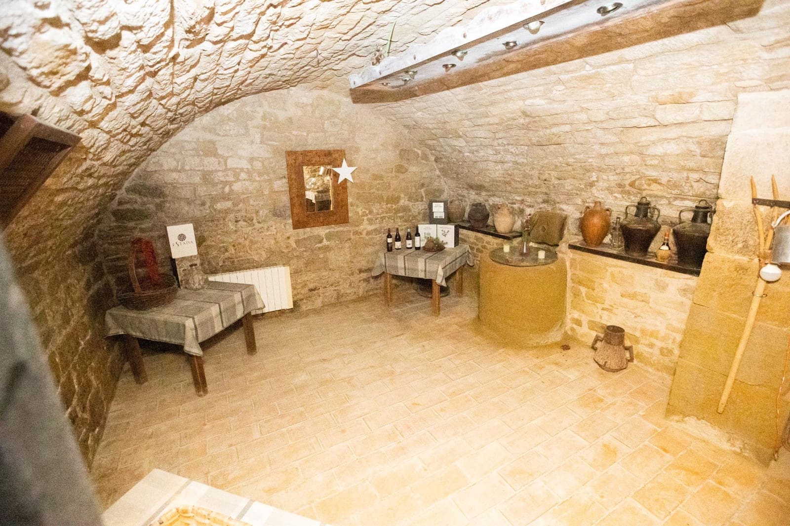 12 soveværelse Guesthouse/B & B til salg i Sietamo - € 480.000 (Ref: 9106600)