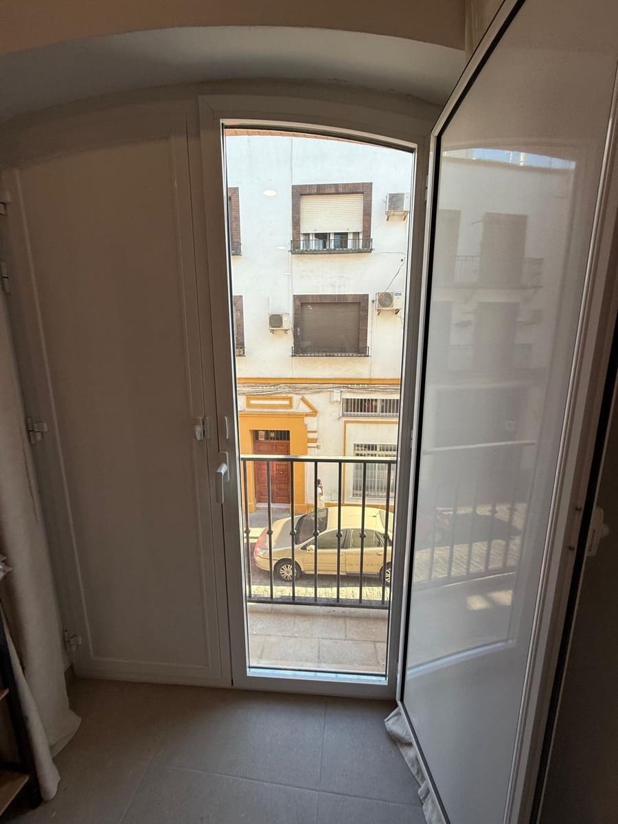 Hotel til salg i Sevilla by - € 645.000 (Ref: 9118829)