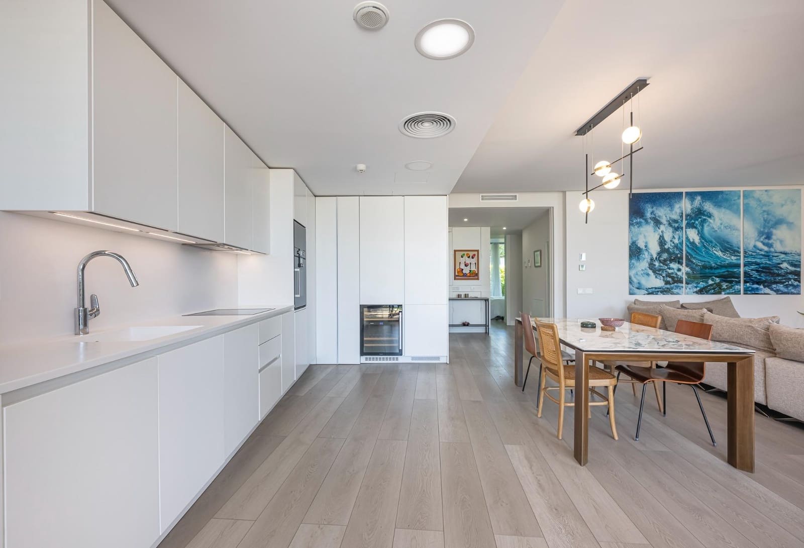 2 Zimmer Apartment zu verkaufen in Estepona mit Pool Garage - 795.000 € (Ref: 9137243)