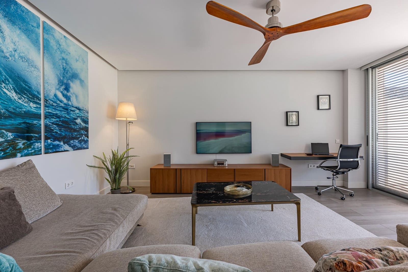 2 Zimmer Apartment zu verkaufen in Estepona mit Pool Garage - 795.000 € (Ref: 9137243)