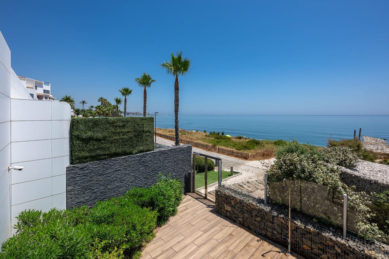 2 Zimmer Apartment zu verkaufen in Estepona mit Pool Garage - 795.000 € (Ref: 9137243)