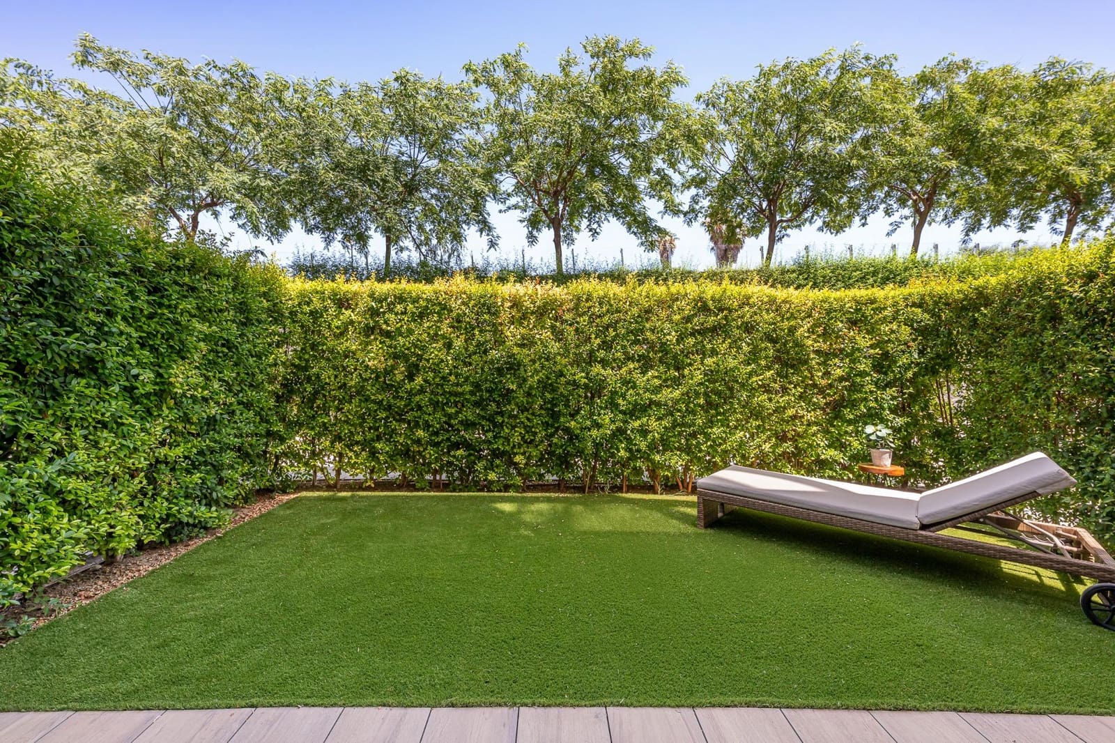 2 Zimmer Apartment zu verkaufen in Estepona mit Pool Garage - 795.000 € (Ref: 9137243)