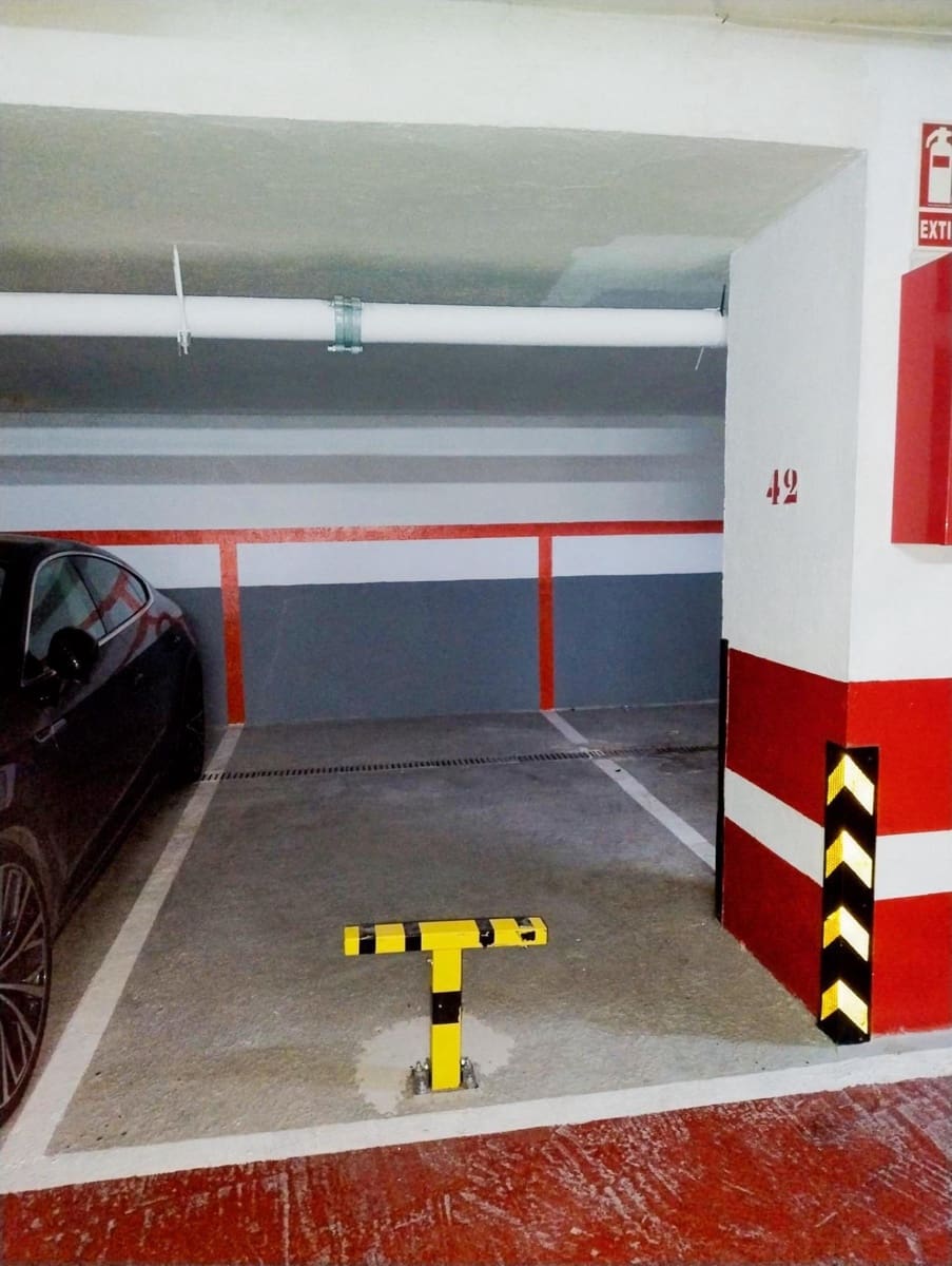 Garage til salg i Fuengirola - € 32.000 (Ref: 9200569)