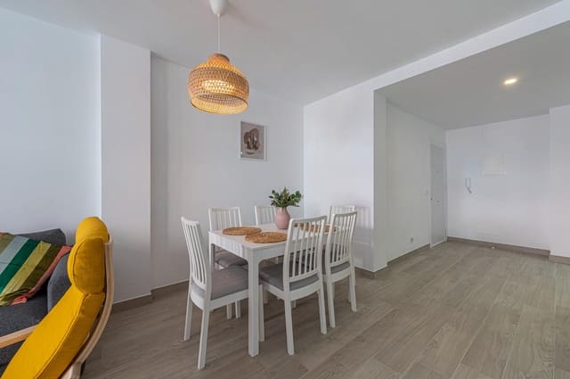 4 soveværelse Lejlighed til leje i Los Boliches , Fuengirola - € 1.500 (Ref: 9202508)