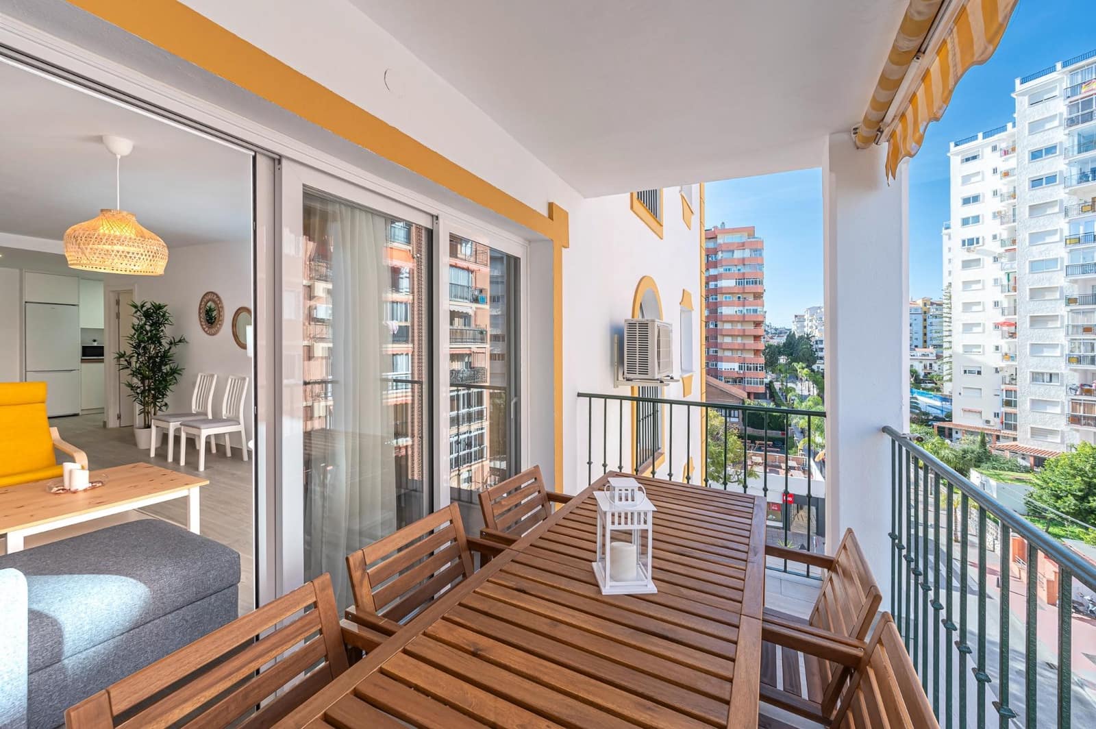 4 soveværelse Lejlighed til leje i Fuengirola - € 1.500 (Ref: 9202508)