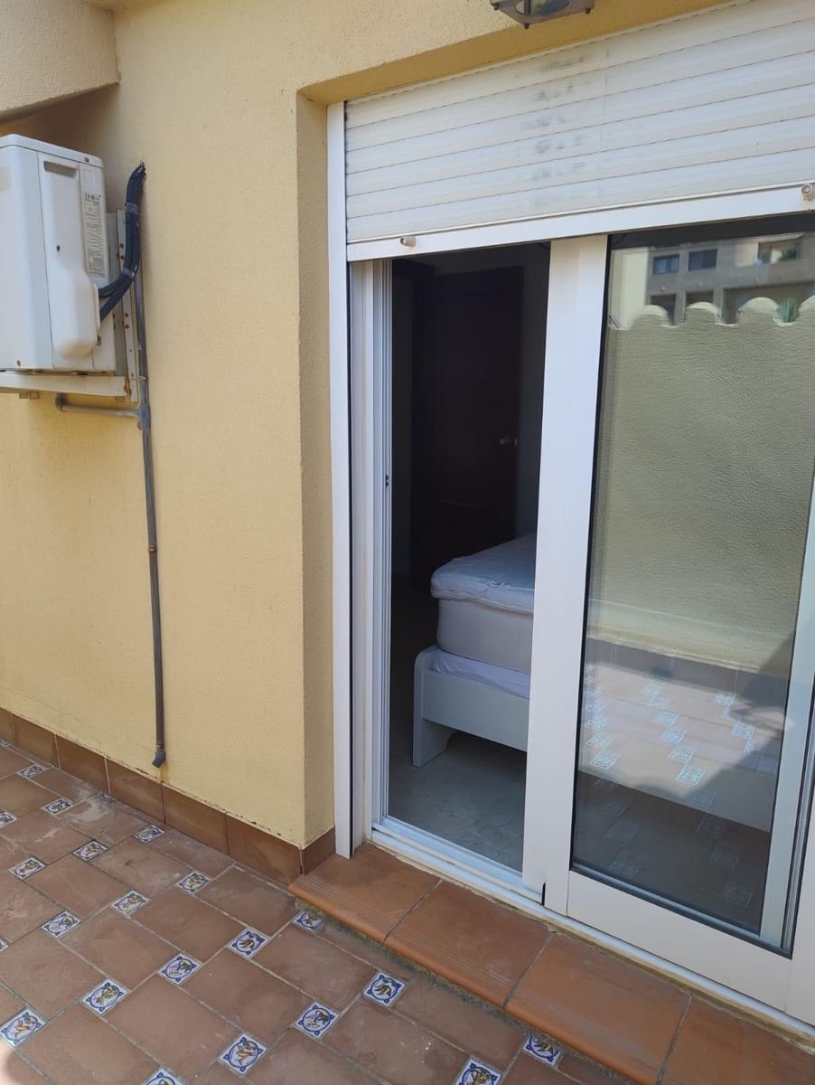 2 soveværelse Rækkehus til leje i Fuengirola med swimmingpool garage - € 1.600 (Ref: 9202509)