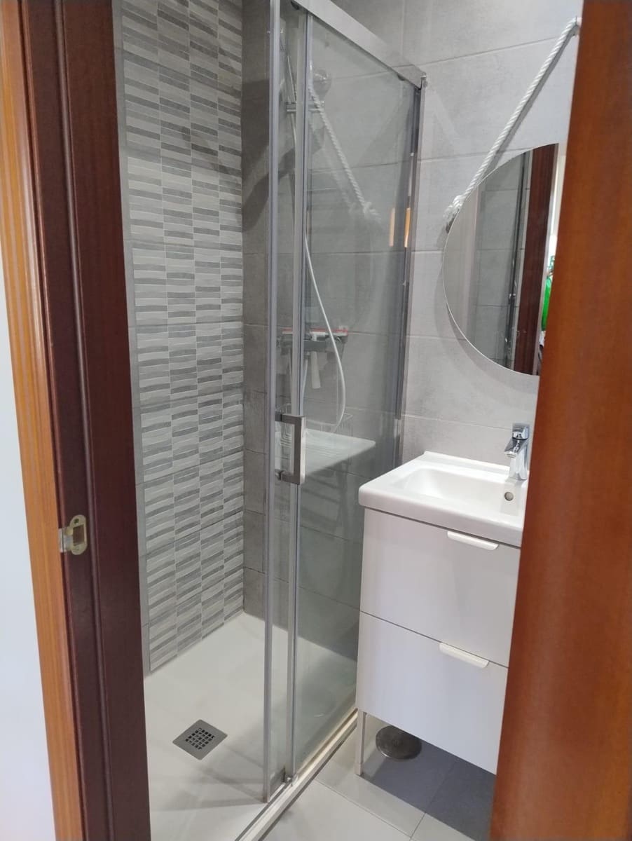 2 soveværelse Rækkehus til leje i Fuengirola med swimmingpool garage - € 1.600 (Ref: 9202509)