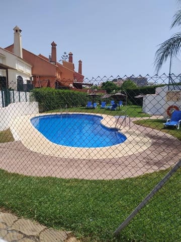2 soveværelse Rækkehus til leje i Los Pacos, Fuengirola med swimmingpool garage - € 1.600 (Ref: 9202509)
