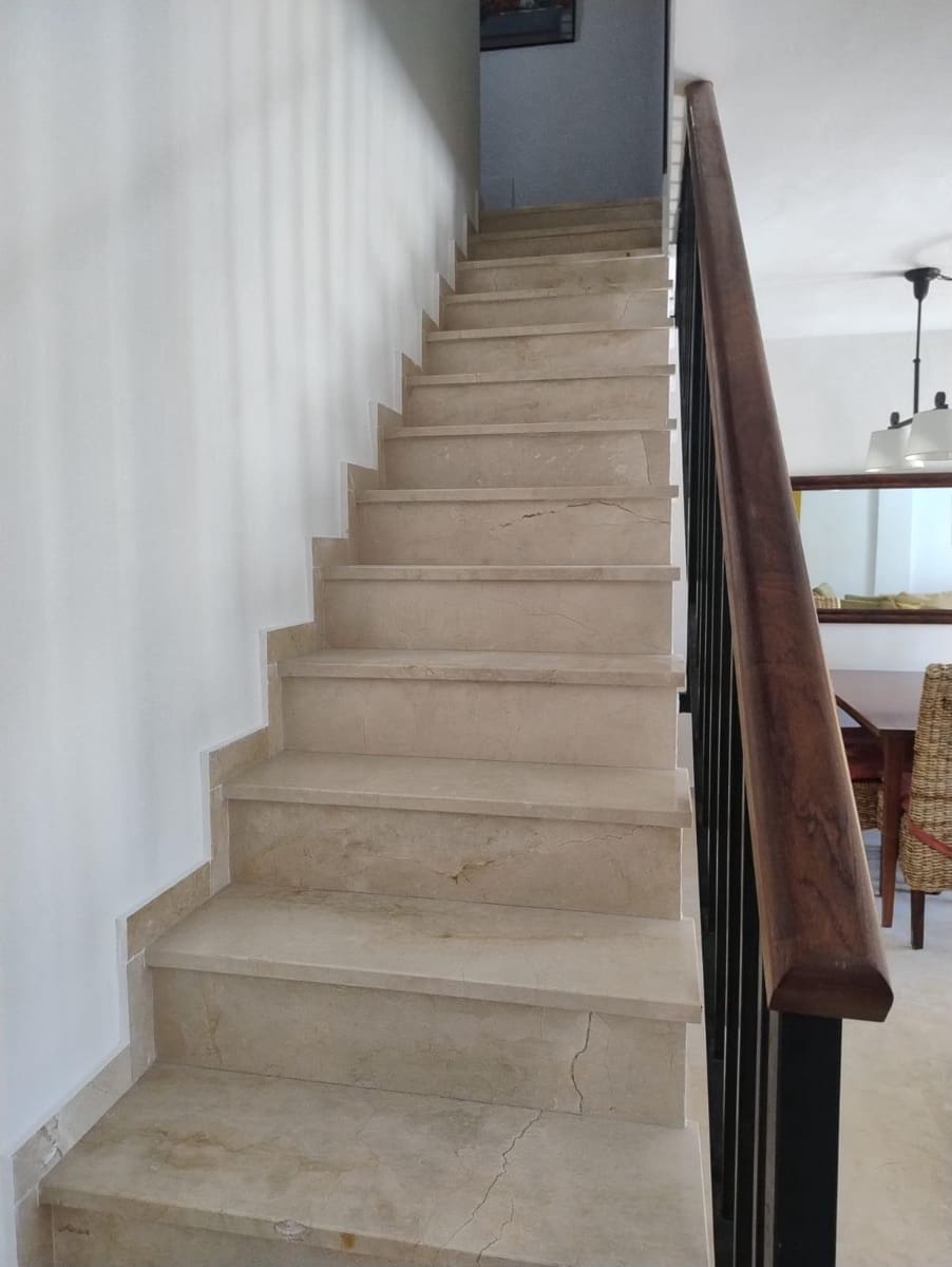 2 soveværelse Rækkehus til leje i Fuengirola med swimmingpool garage - € 1.600 (Ref: 9202509)