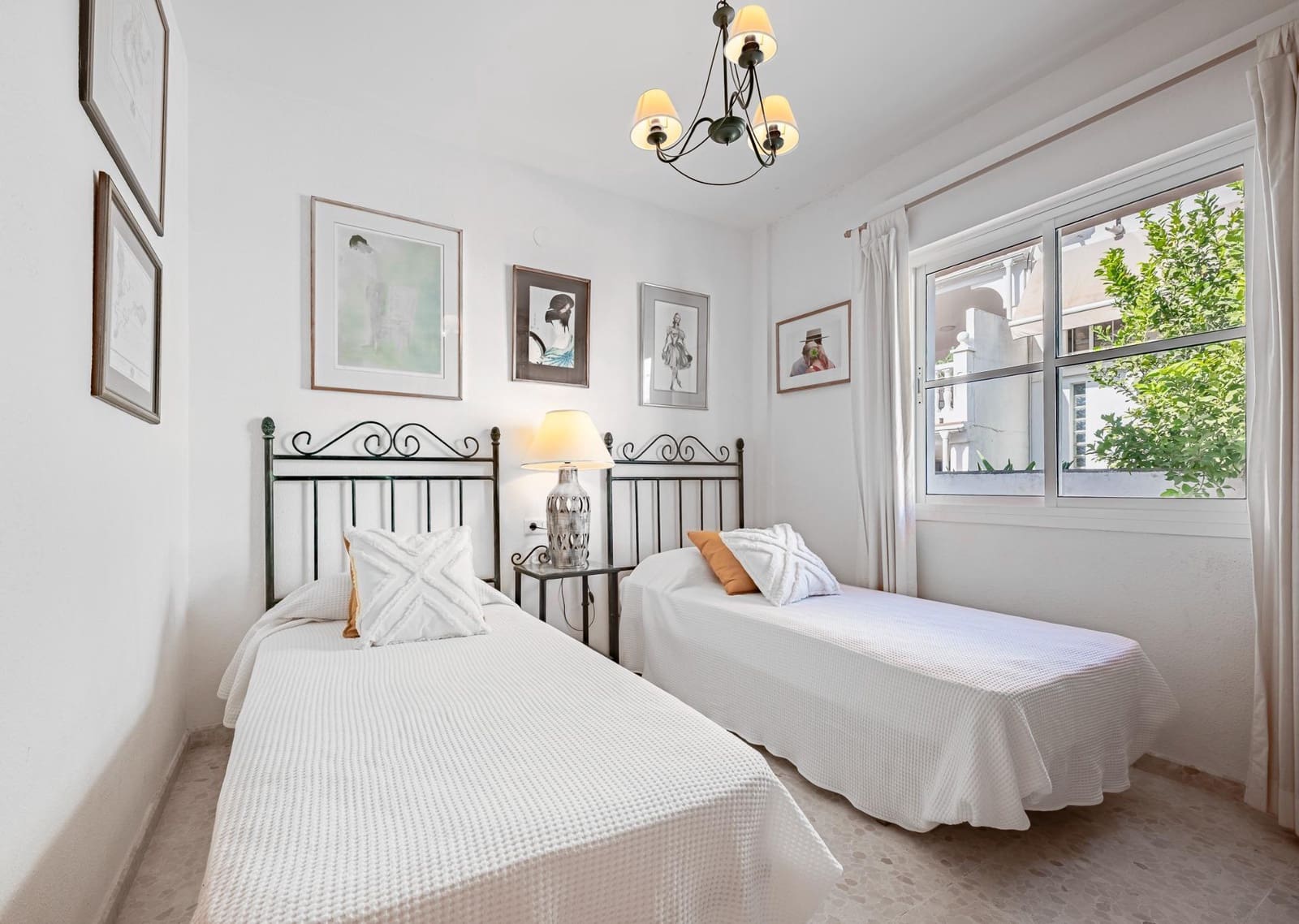 3 soverom Rekkehus til salgs i La Cala del Moral med garasje - € 340 000 (Ref: 9215158)