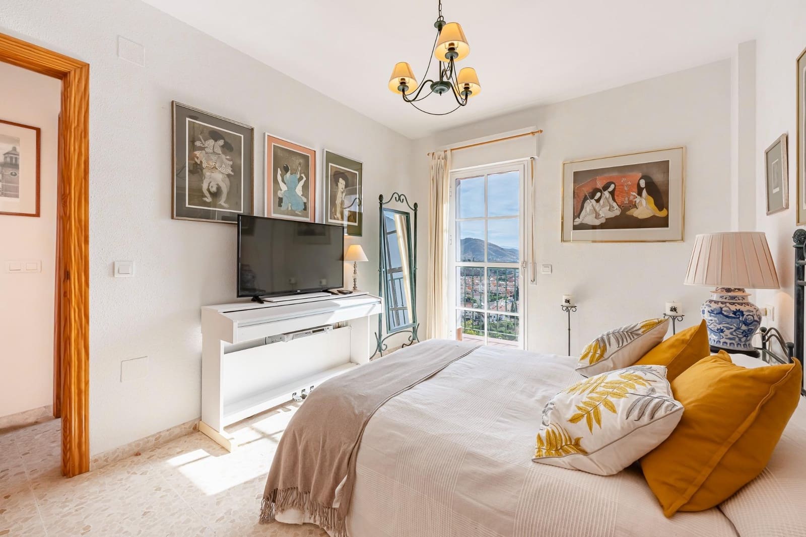 3 soverom Rekkehus til salgs i La Cala del Moral med garasje - € 340 000 (Ref: 9215158)