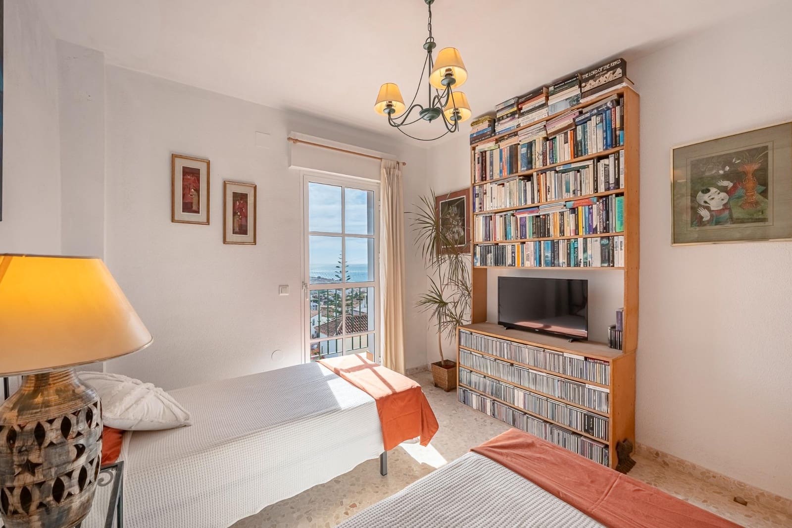 3 soverom Rekkehus til salgs i La Cala del Moral med garasje - € 340 000 (Ref: 9215158)