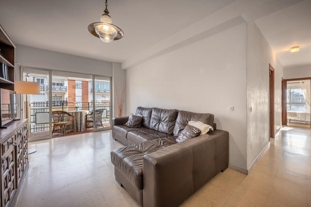 3 makuuhuone Asunto myytävänä paikassa Zona Puerto Deportivo, Fuengirola - 415 000 € (Ref: 9338128)