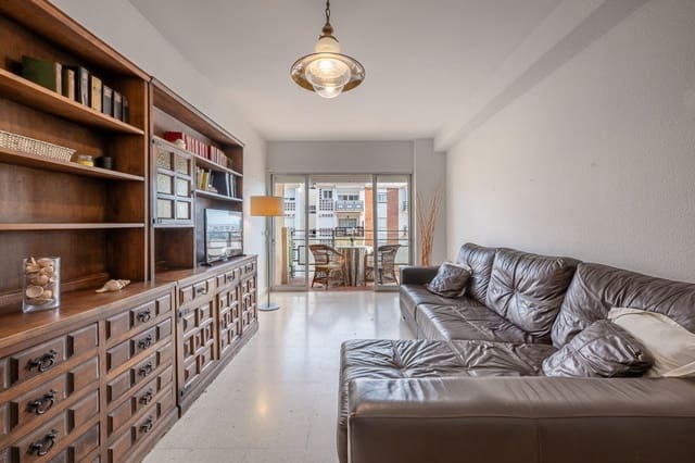 3 makuuhuone Asunto myytävänä paikassa Zona Puerto Deportivo, Fuengirola - 415 000 € (Ref: 9338128)