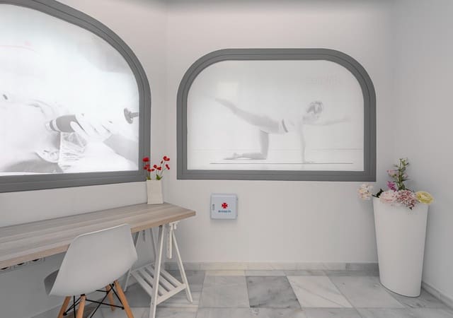 7 makuuhuone Kaupallinen myytävänä paikassa Centro ciudad, Fuengirola - 150 000 € (Ref: 9355941)