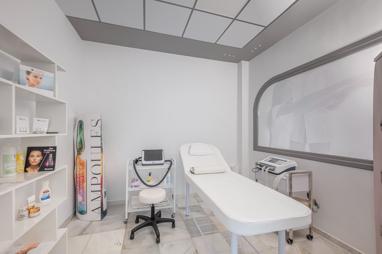 7 soverom Kommersiell til salgs i Fuengirola - € 150 000 (Ref: 9355941)