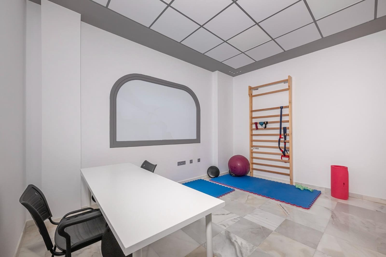 7 soverom Kommersiell til salgs i Fuengirola - € 150 000 (Ref: 9355941)