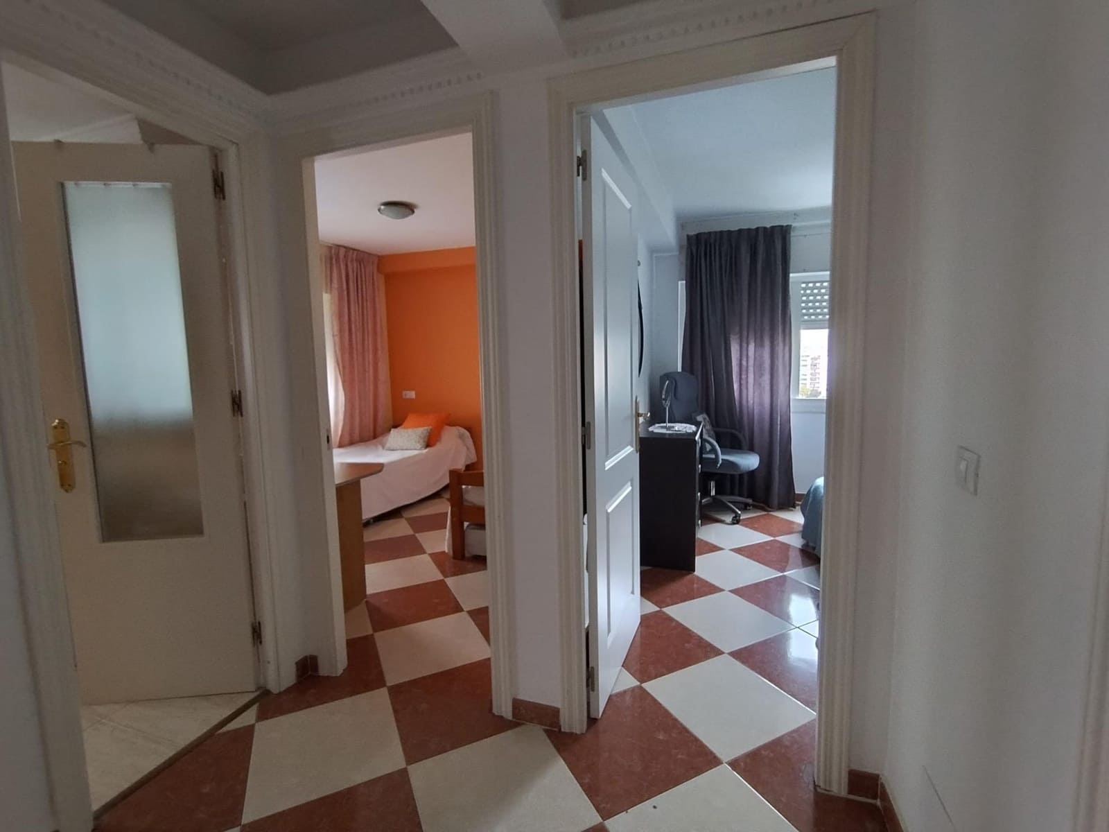 2 slaapkamer Appartement te huur in Fuengirola met zwembad garage - € 1.100 (Ref: 9375407)