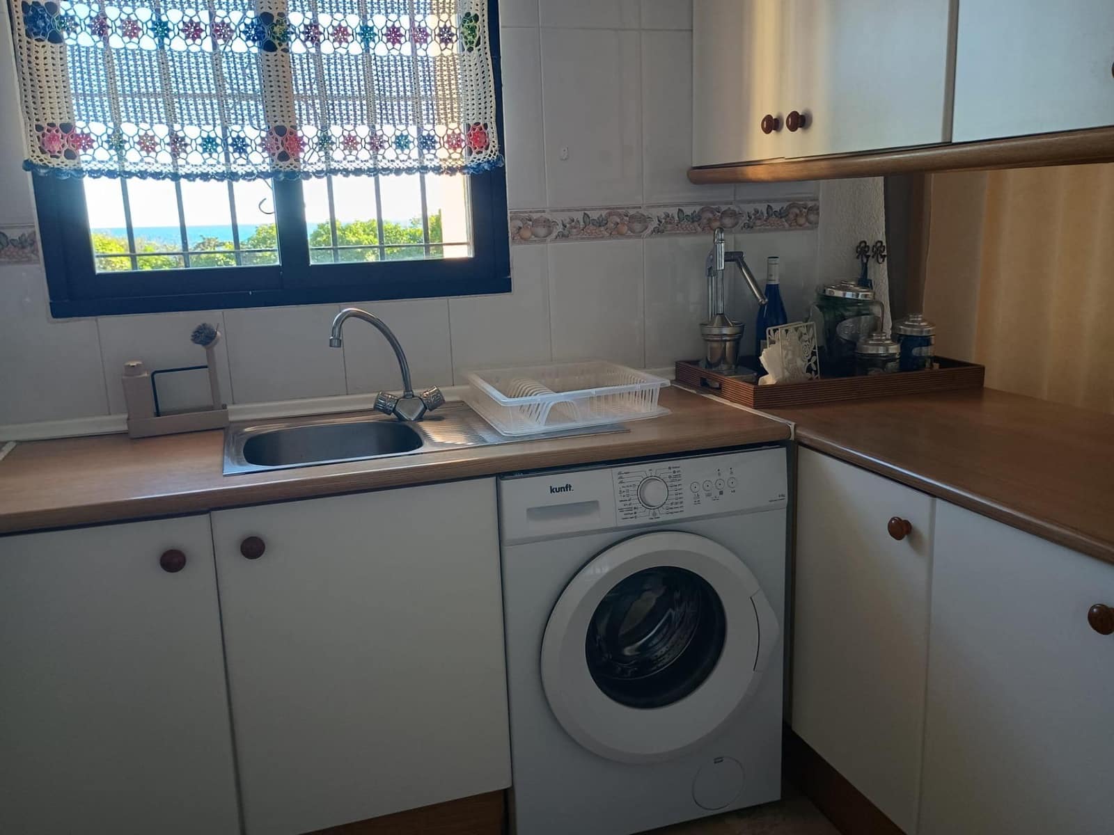 2 soverom Leilighet til leie i Miraflores med svømmebasseng - € 950 (Ref: 9446451)