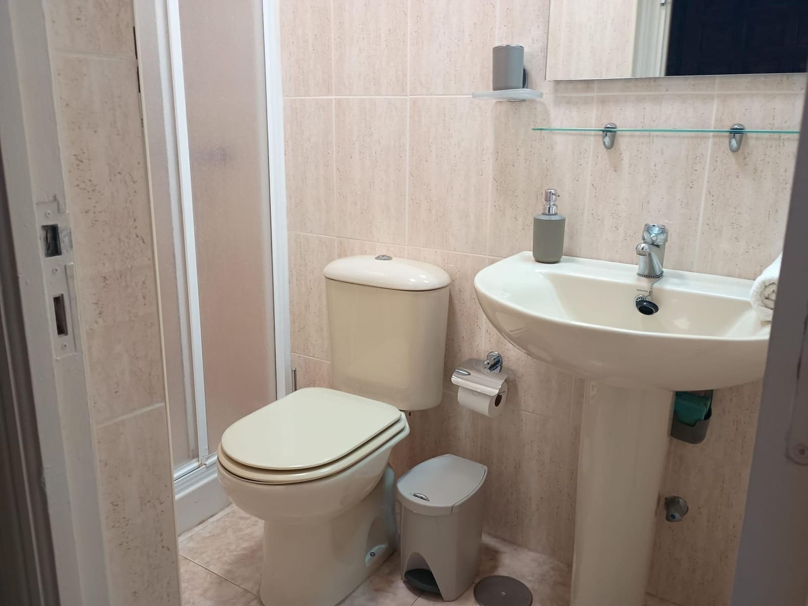 2 soverom Leilighet til leie i Miraflores med svømmebasseng - € 950 (Ref: 9446451)