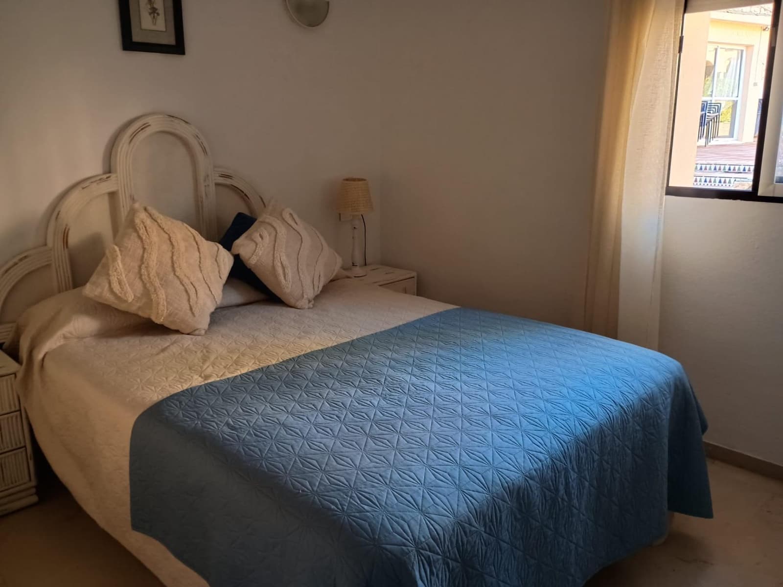 2 soverom Leilighet til leie i Miraflores med svømmebasseng - € 950 (Ref: 9446451)