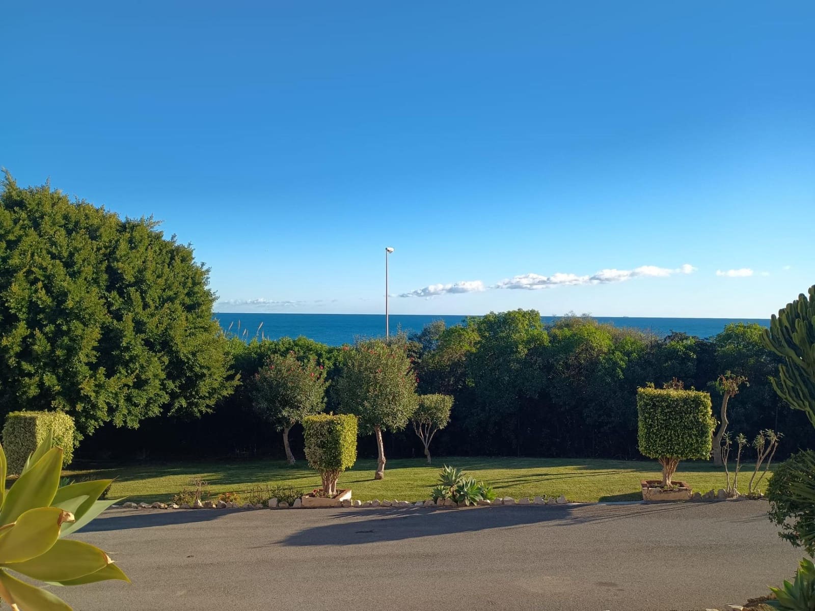 2 soverom Leilighet til leie i Miraflores med svømmebasseng - € 950 (Ref: 9446451)