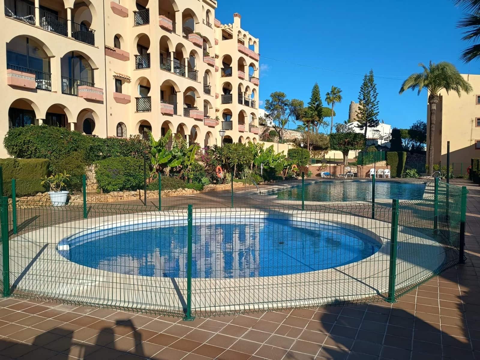 2 soverom Leilighet til leie i Miraflores med svømmebasseng - € 950 (Ref: 9446451)