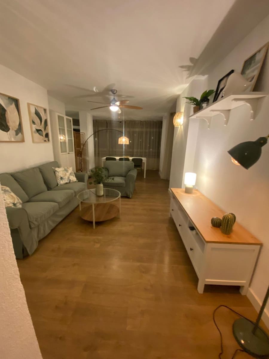 3 Zimmer Wohnung zu vermieten in Fuengirola mit Pool - 1.650 € (Ref: 9470489)