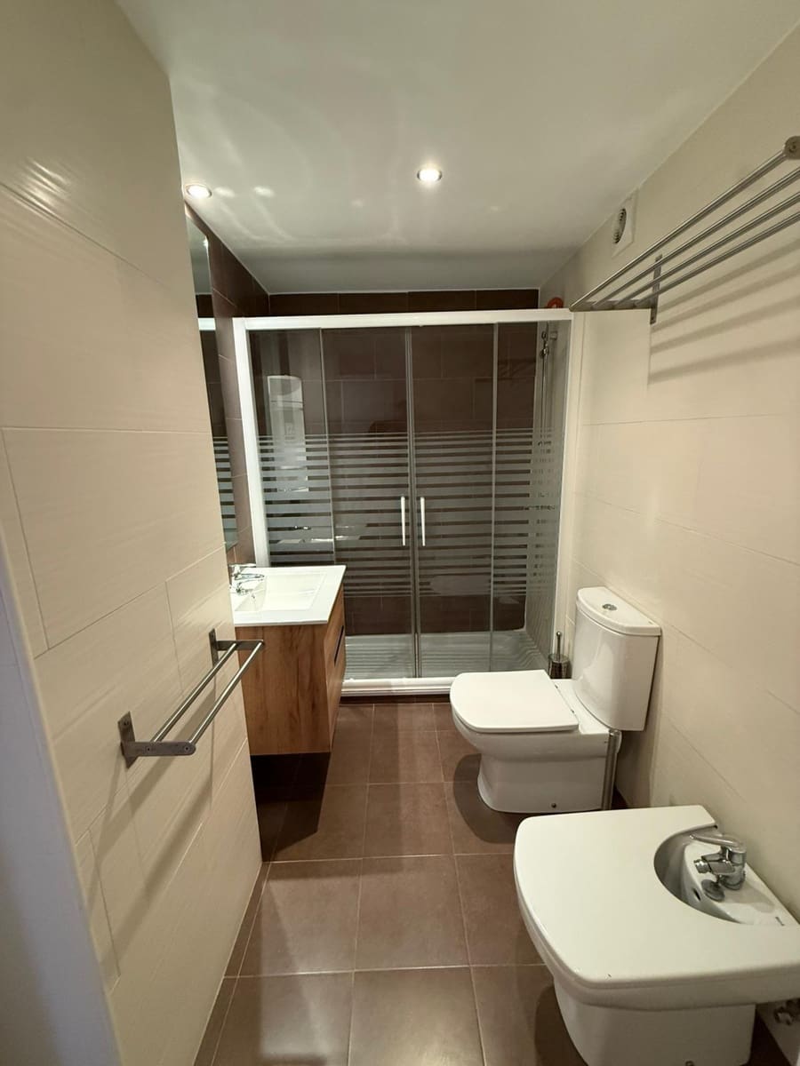 3 Zimmer Wohnung zu vermieten in Fuengirola mit Pool - 1.650 € (Ref: 9470489)