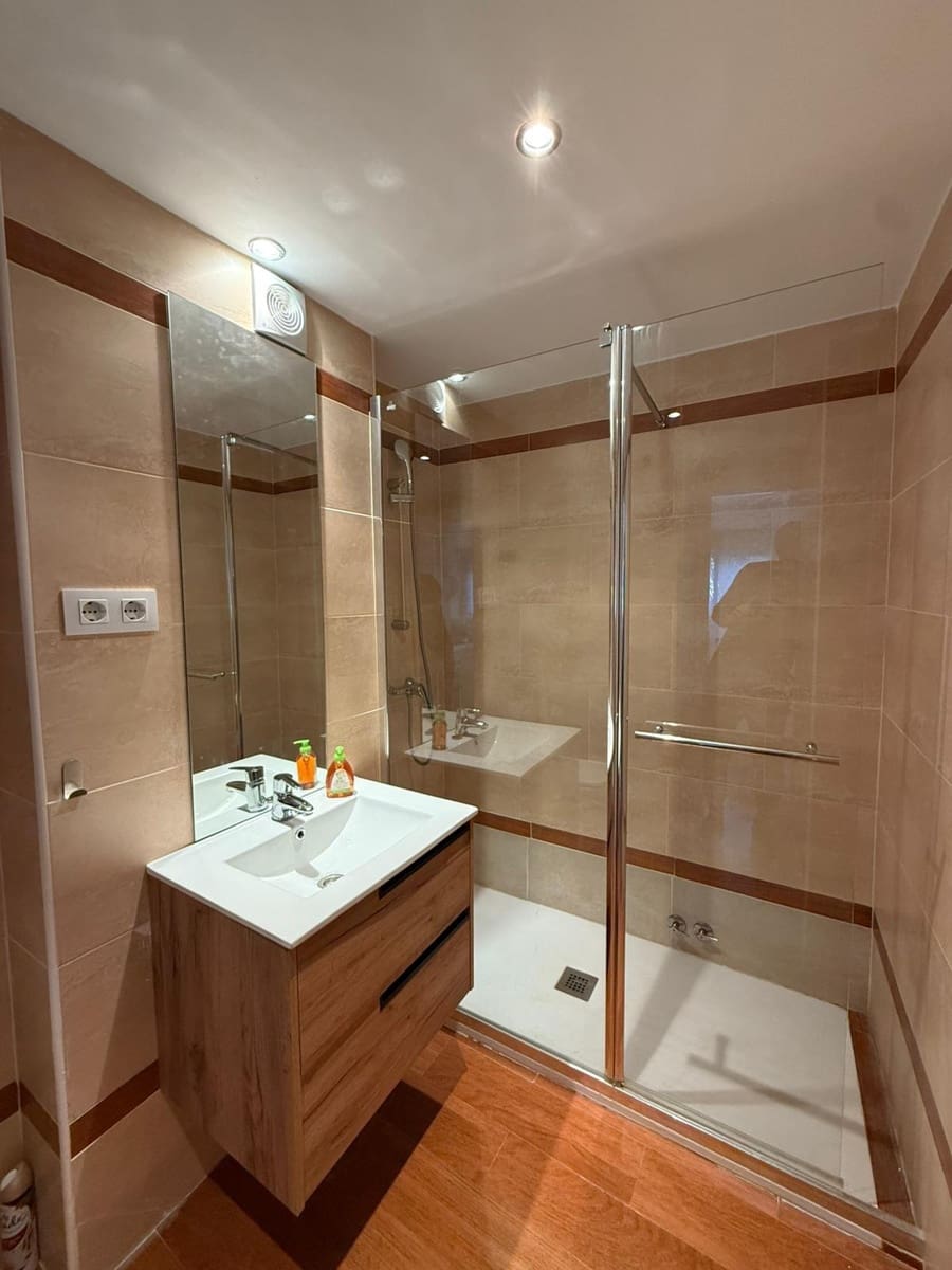 3 Zimmer Wohnung zu vermieten in Fuengirola mit Pool - 1.650 € (Ref: 9470489)