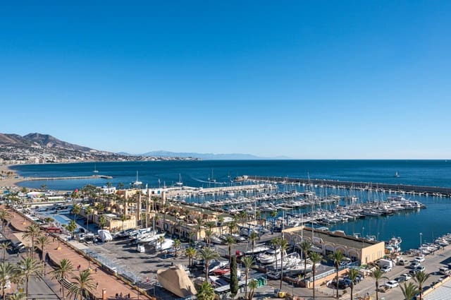 1 slaapkamer Appartement te koop in Zona Puerto Deportivo, Fuengirola met zwembad - € 255.000 (Ref: 9481266)