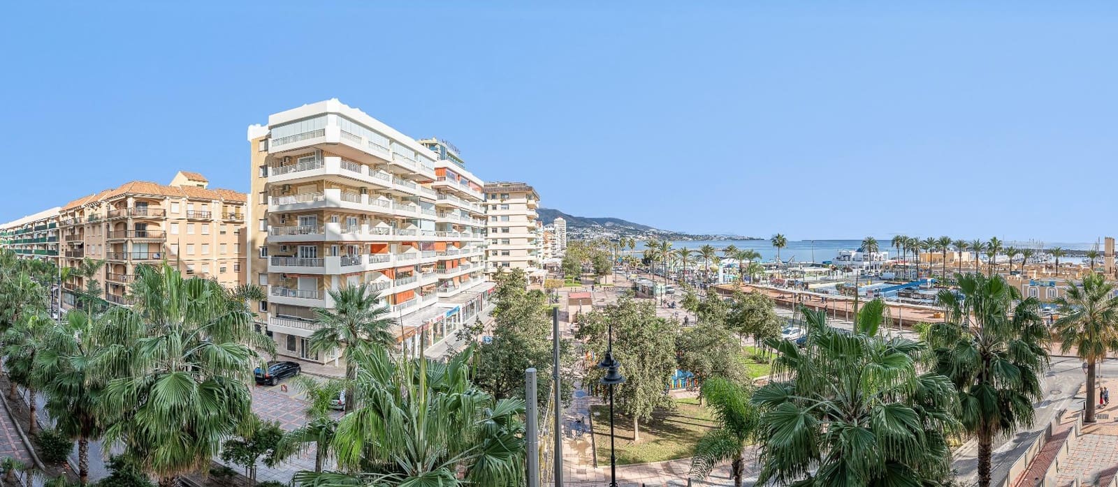 1 soveværelse Lejlighed til salg i Fuengirola med swimmingpool - € 249.000 (Ref: 9481266)