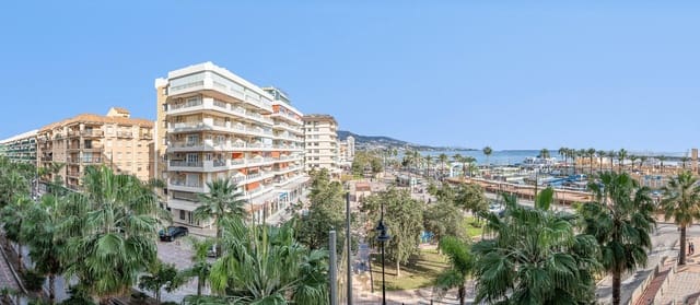 1 slaapkamer Appartement te koop in Zona Puerto Deportivo, Fuengirola met zwembad - € 249.000 (Ref: 9481266)