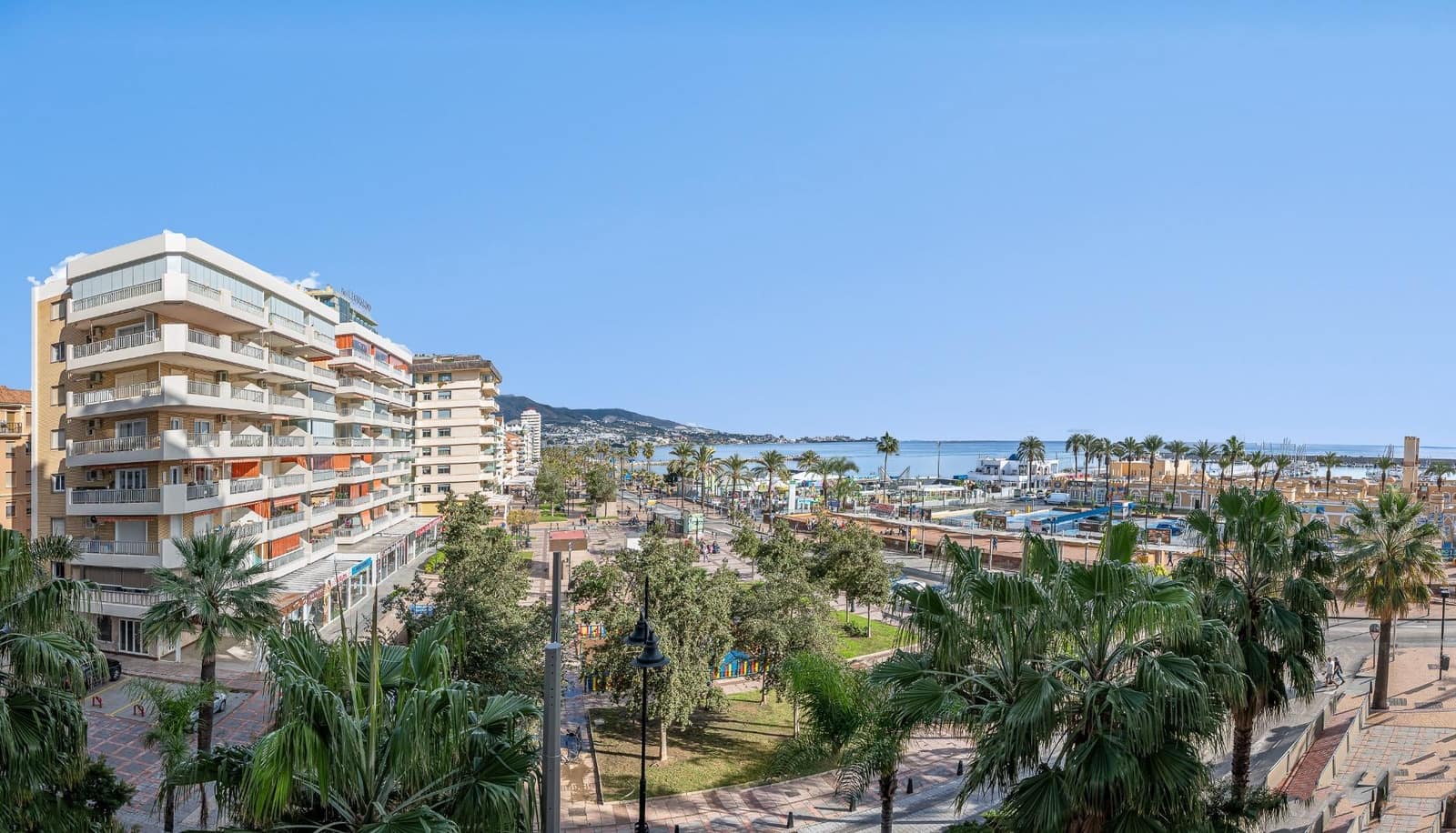 1 soveværelse Lejlighed til salg i Fuengirola med swimmingpool - € 249.000 (Ref: 9481266)