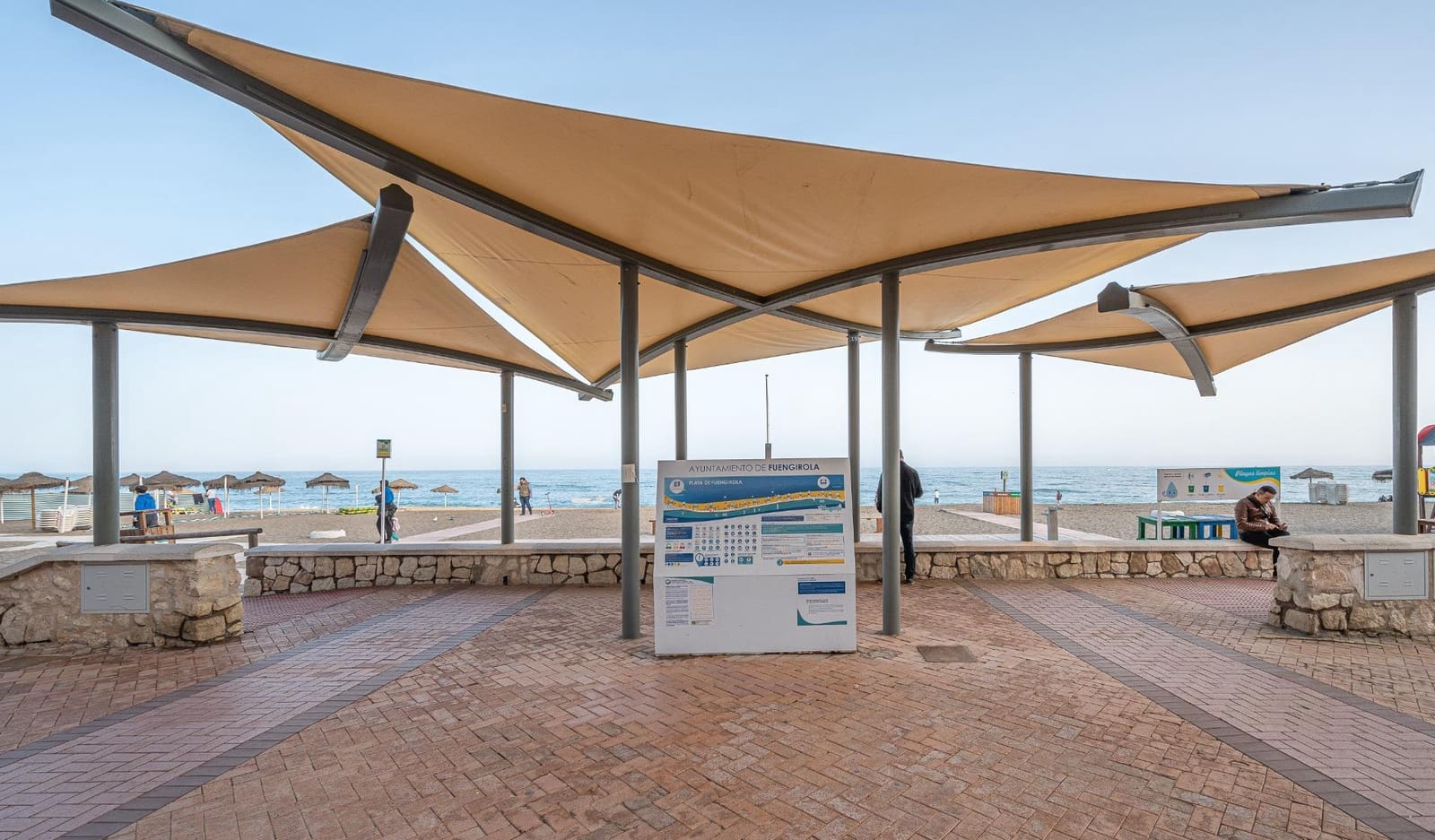 1 soveværelse Lejlighed til salg i Fuengirola med swimmingpool - € 249.000 (Ref: 9481266)