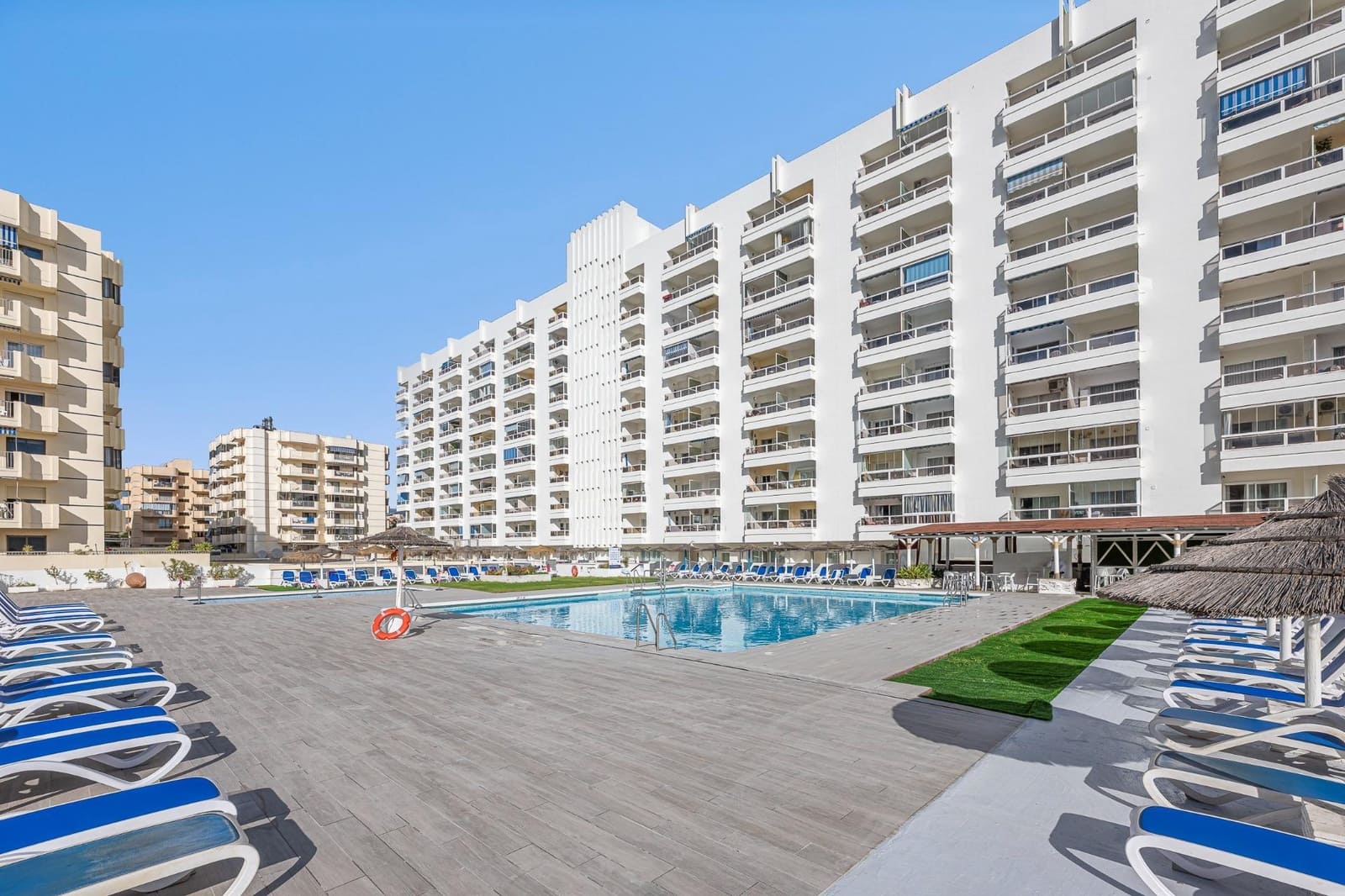1 soveværelse Lejlighed til salg i Fuengirola med swimmingpool - € 249.000 (Ref: 9481266)