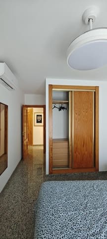 1 soverom Leilighet til leie i Los Boliches , Fuengirola - € 1 100 (Ref: 9555968)