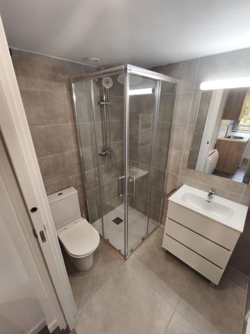 Appartement de 14 chambres à louer à Lleida ville - 650 € (Ref: 9611632)