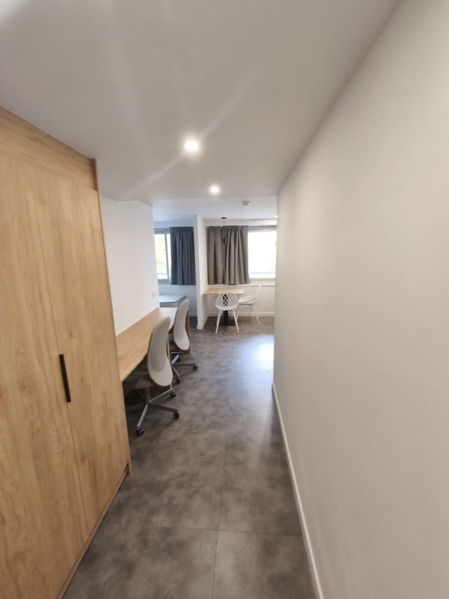 Appartement de 14 chambres à louer à Lleida ville - 650 € (Ref: 9611632)