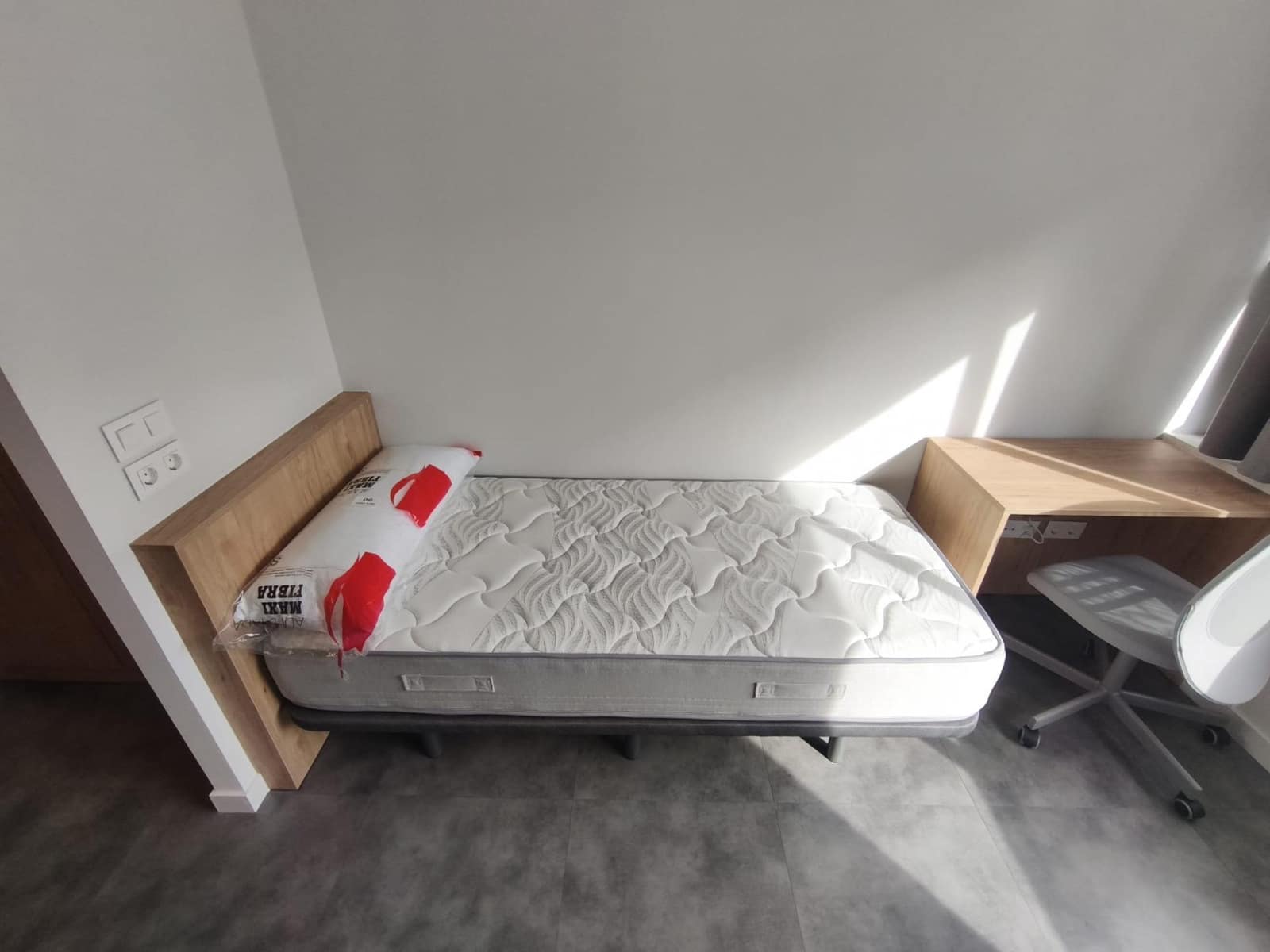 Appartement de 14 chambres à louer à Lleida ville - 650 € (Ref: 9611632)