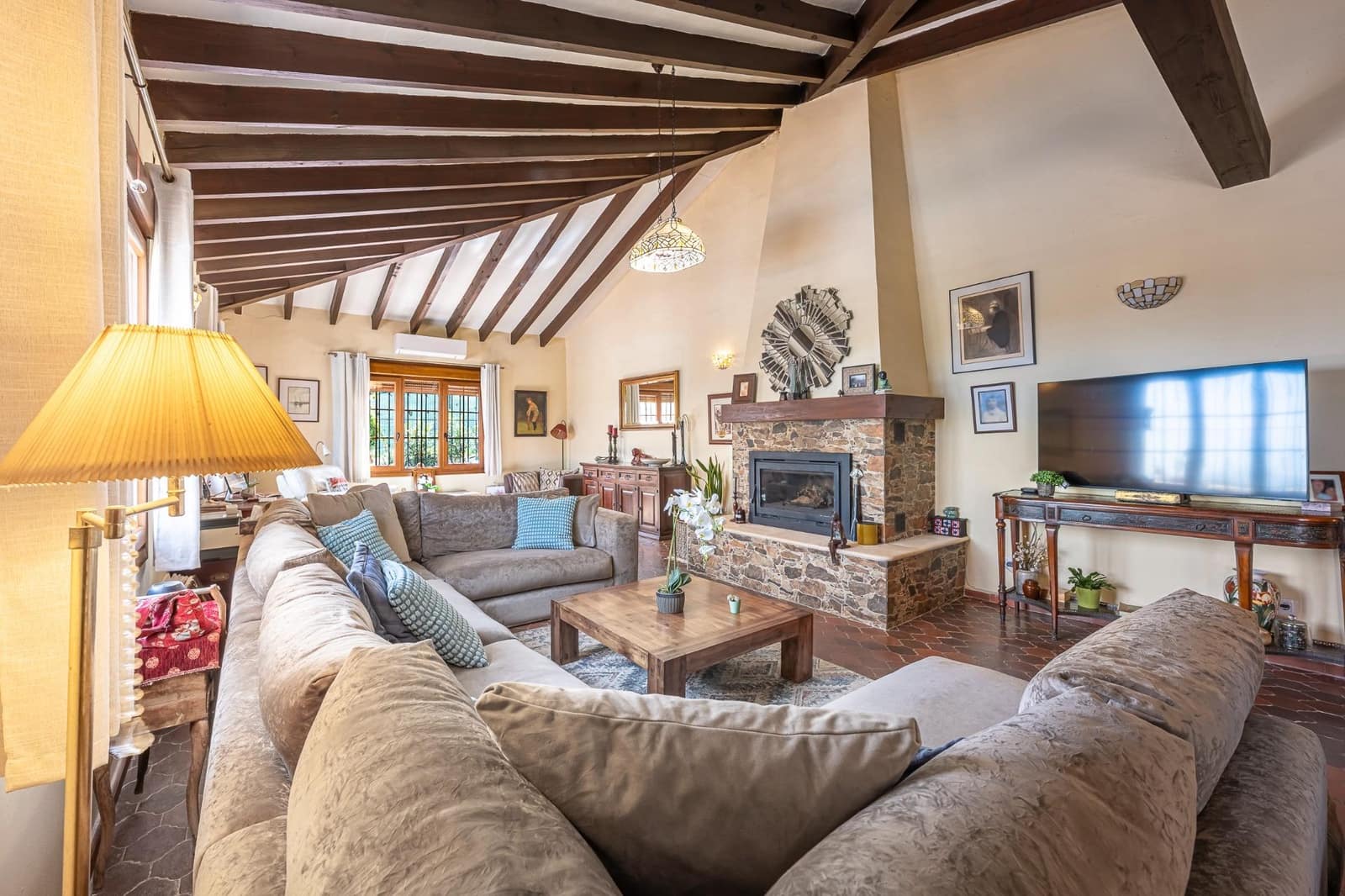 3 bedroom Villa for sale in Mijas Golf with pool garage - € 995,000 (Ref: 9645127)