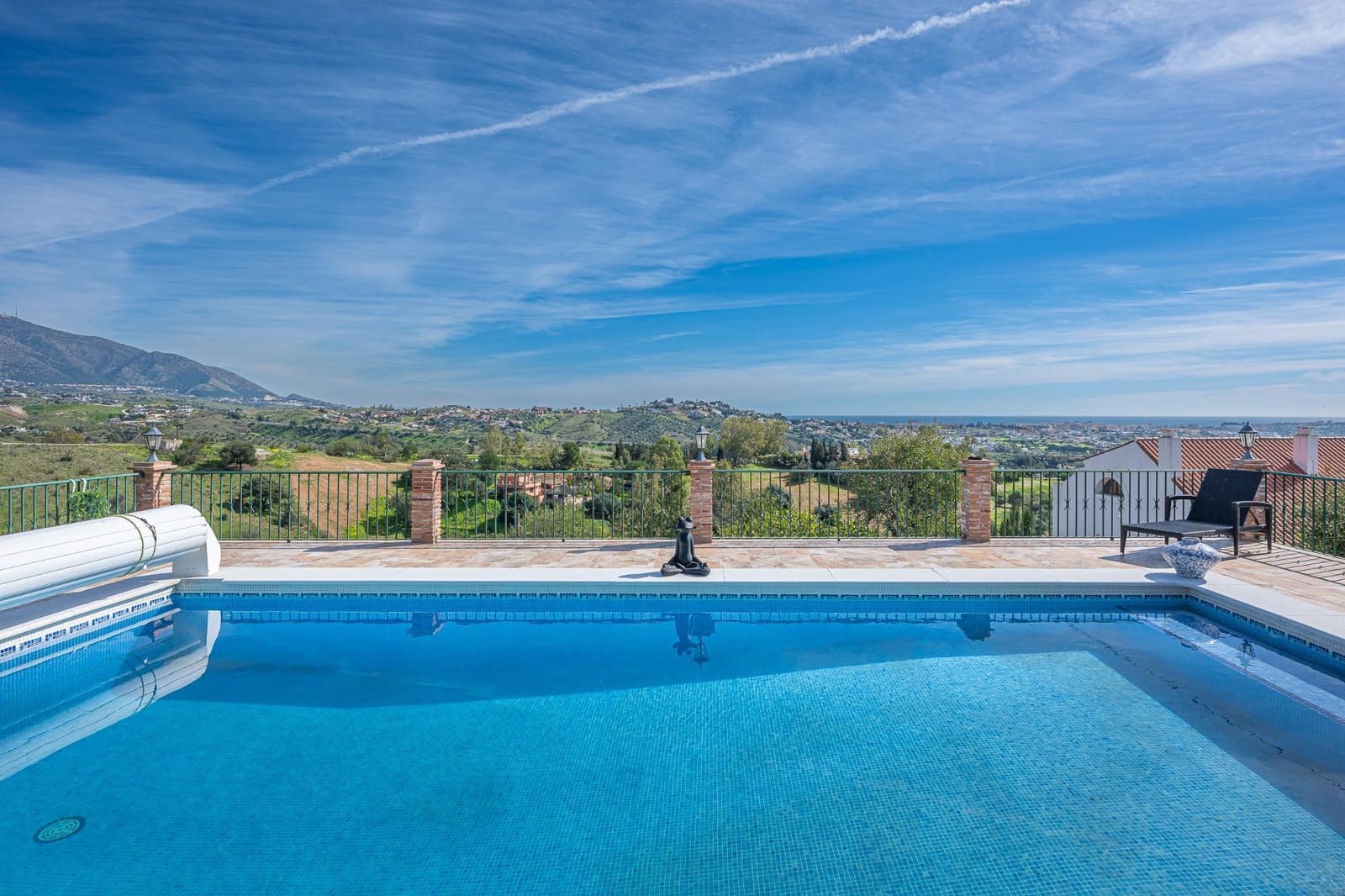 3 bedroom Villa for sale in Mijas Golf with pool garage - € 995,000 (Ref: 9645127)