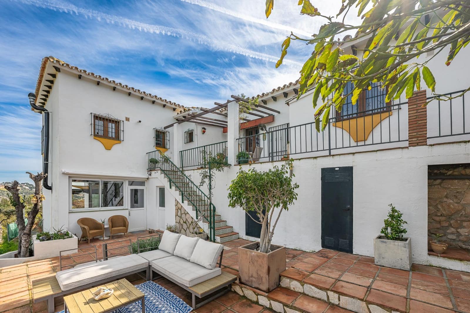 3 bedroom Villa for sale in Mijas Golf with pool garage - € 995,000 (Ref: 9645127)