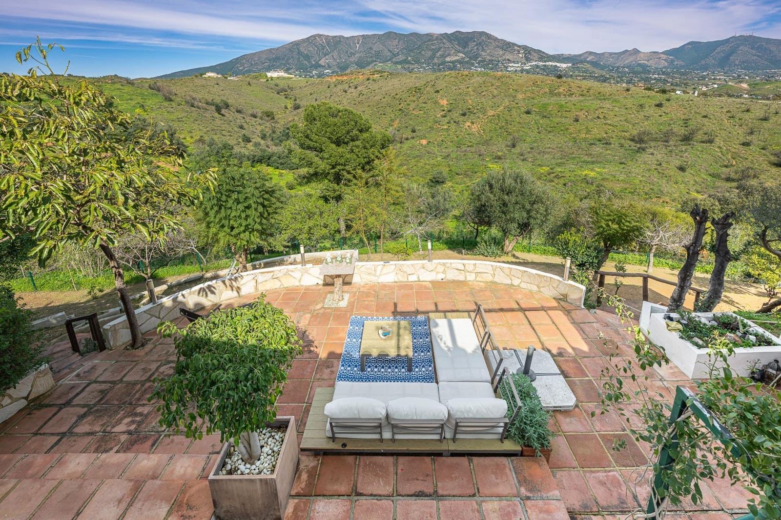 3 bedroom Villa for sale in Mijas Golf with pool garage - € 995,000 (Ref: 9645127)